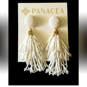 NEW RACHEL ZOE Panacea White Beaded Fringed Gold Tone PIERCED Earrings